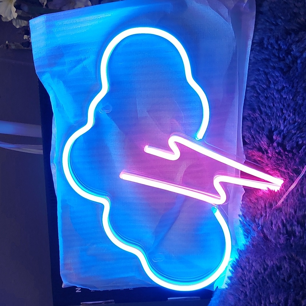 Cloud Neon Sign with Lightening Blue and Pink NIB